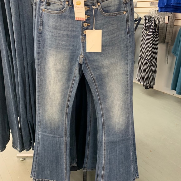 Kancans - Picture 1 of 1